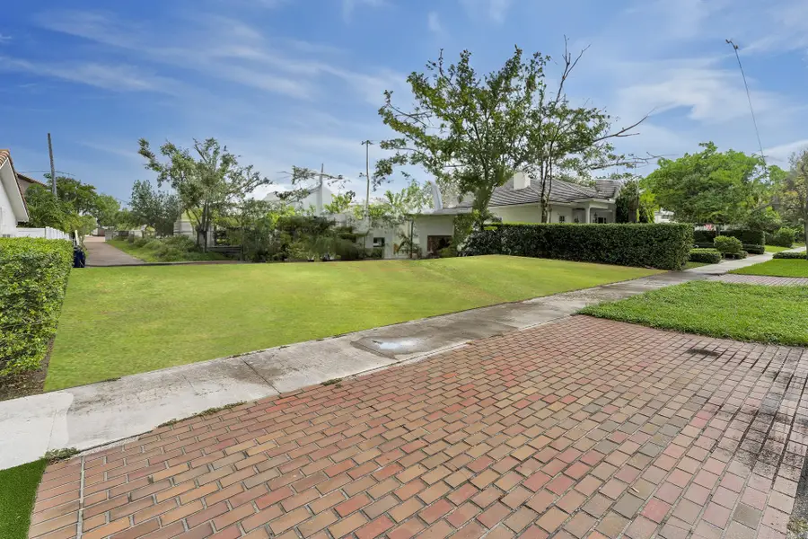 805 SE 10th Street, Fort Lauderdale, FL 33316 - #2