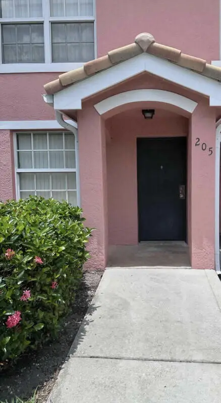 162 SW Peacock Boulevard #205, Port St Lucie, FL 34986