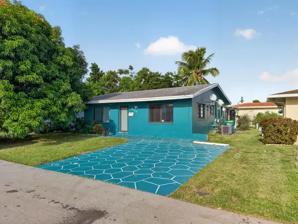 6102 NW 69th Avenue, Tamarac, FL 33321