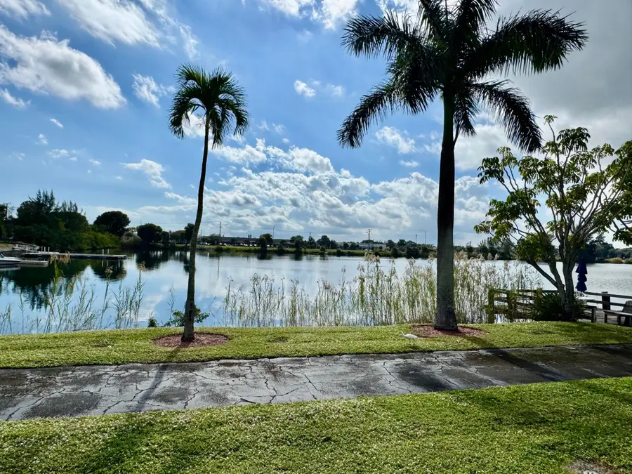 960 Crystal Lake #206, Deerfield Beach, FL 33064 - #2