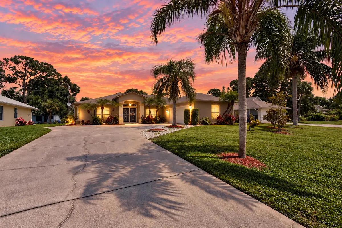 173 Easy Street, Sebastian, FL 32958 - #1