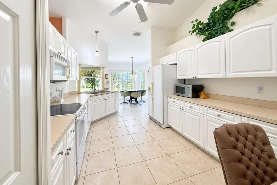 173 Easy Street, Sebastian, FL 32958 - #3