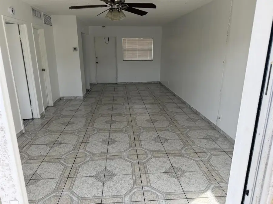 4101 NW 26th Street #260, Lauderhill, FL 33313 - #2