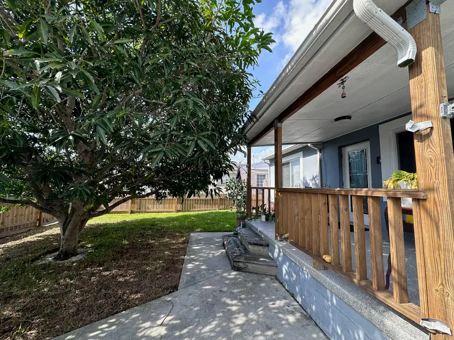 1013 N C Street, Lake Worth Beach, FL 33460 - #2