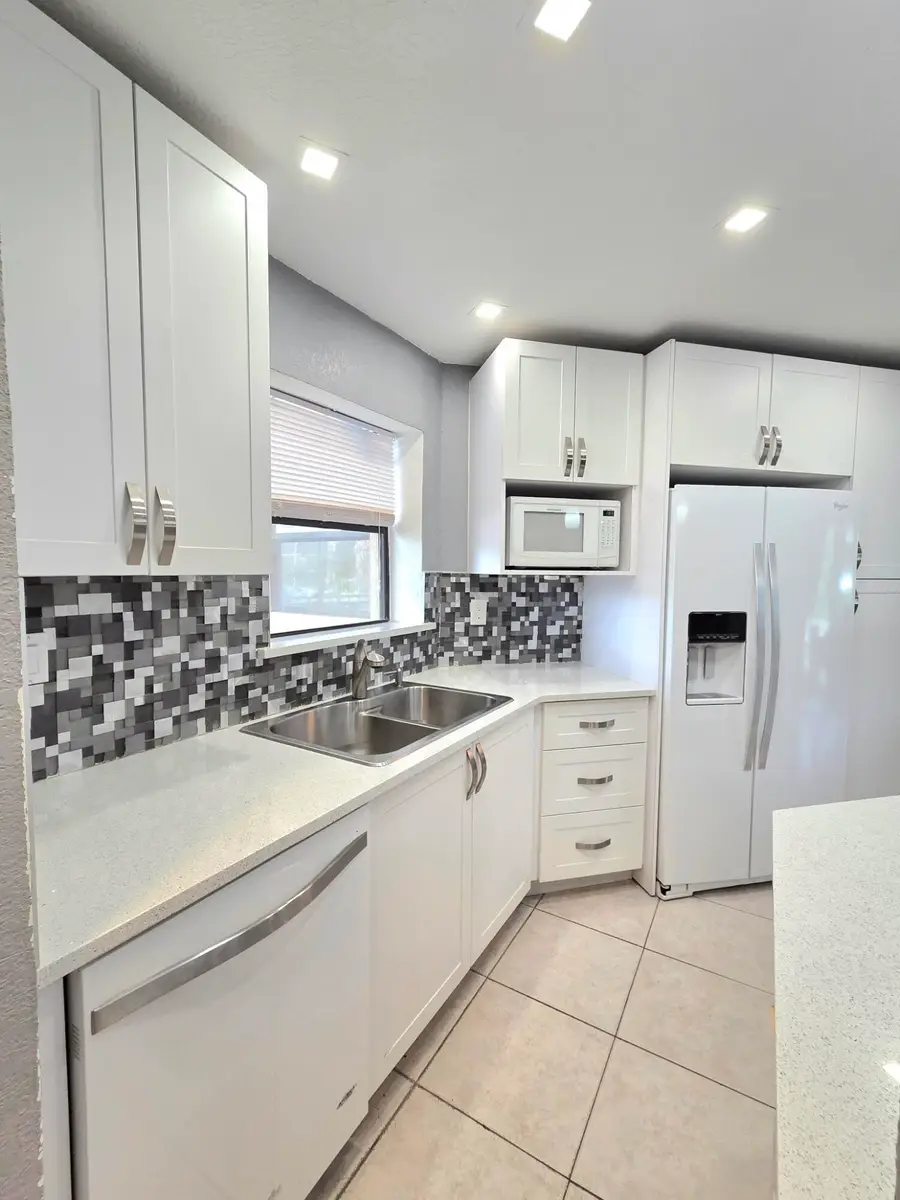 6655 W Broward Boulevard #203, Plantation, FL 33317 - #3