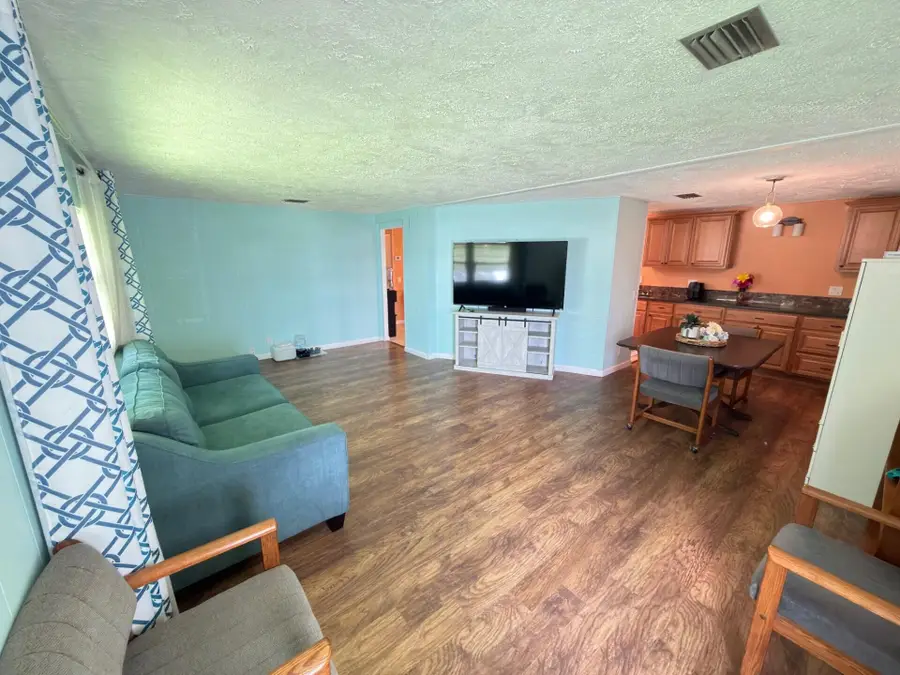 7337 SE Swan Avenue, Hobe Sound, FL 33455 - #3