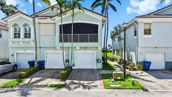 3175 Laurel Ridge Circle, Riviera Beach, FL 33404