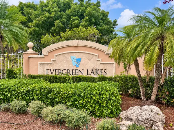 5021 Wiles Road #Apt 301, Coconut Creek, FL 33073