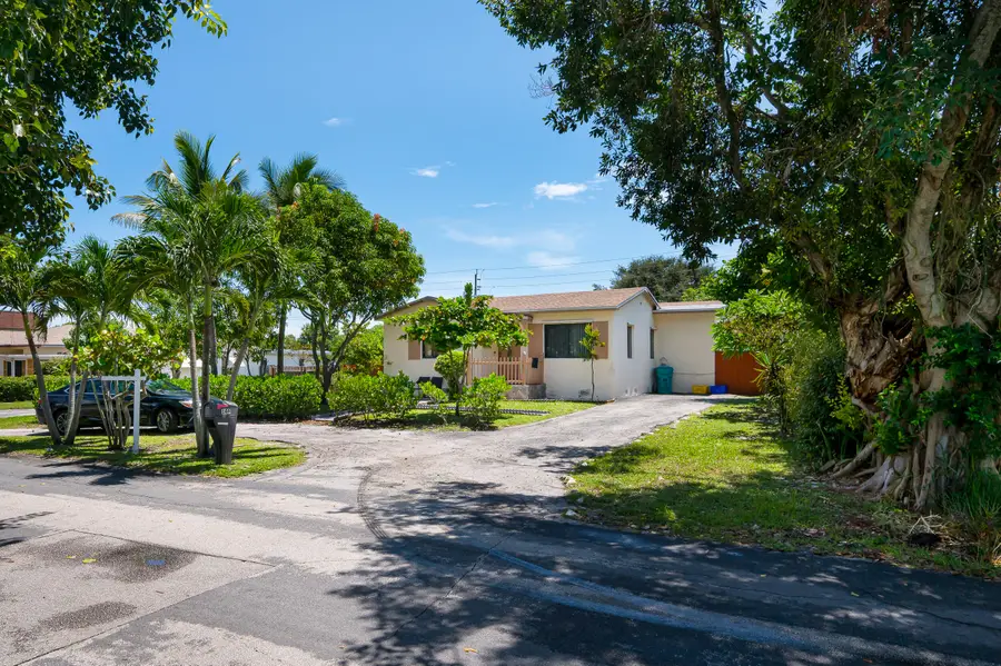 146 SE 5th Avenue, Boynton Beach, FL 33435 - #2