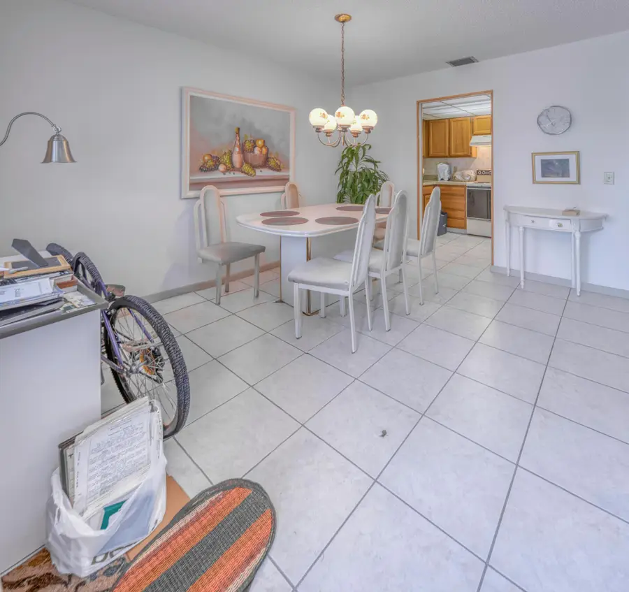 815 Andrew Redding Road #302, Lantana, FL 33462 - #3