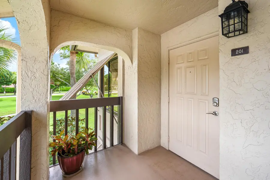 10101 Mangrove Drive #201, Boynton Beach, FL 33437 - #2