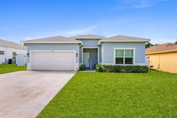 902 NW 9th Avenue, Boynton Beach, FL 33426