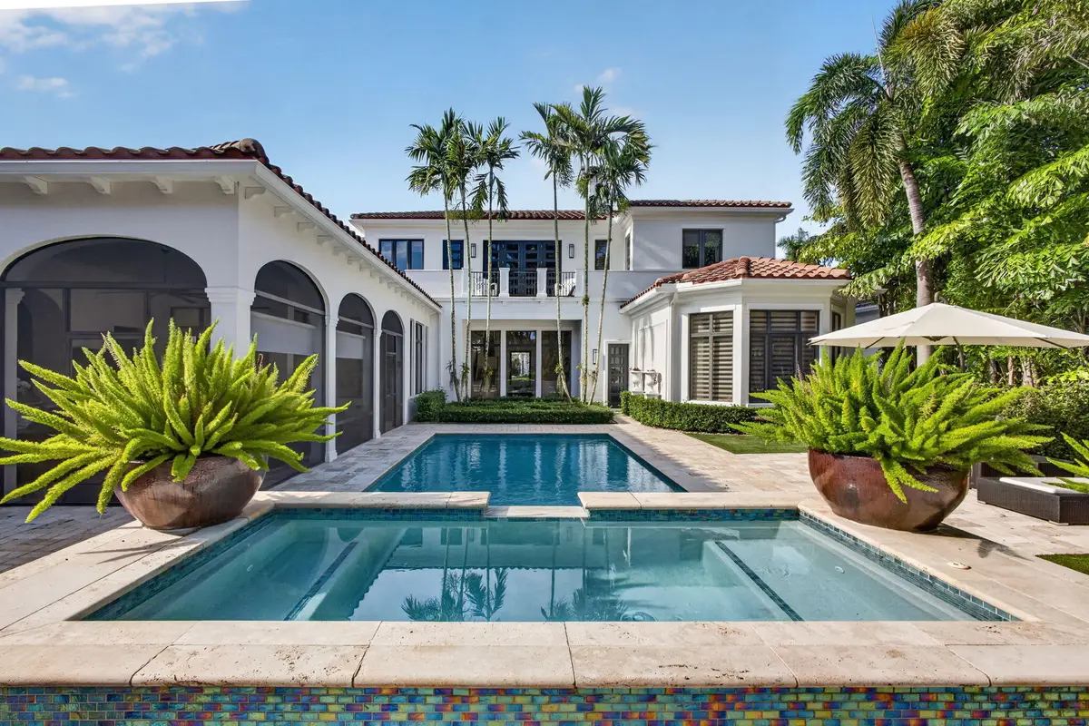 213 Via Palacio, Palm Beach Gardens, FL 33418 - #1