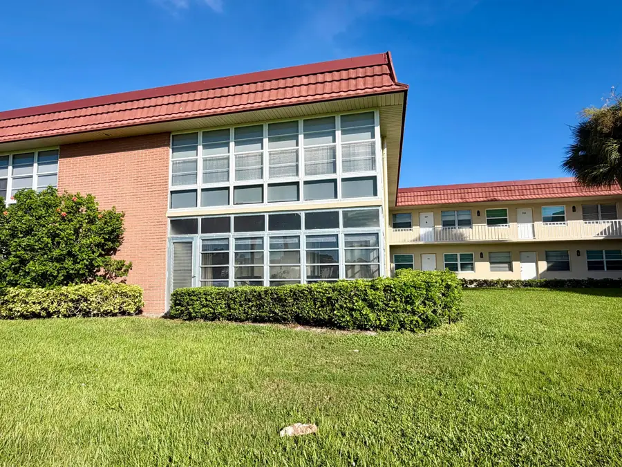 94 Spring Lake Drive, Vero Beach, FL 32962 - #3