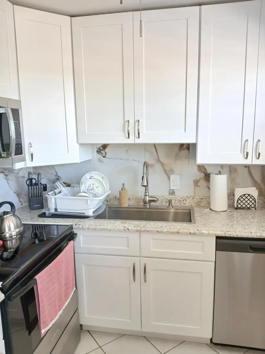 133 Somerset G, West Palm Beach, FL 33417 - #2