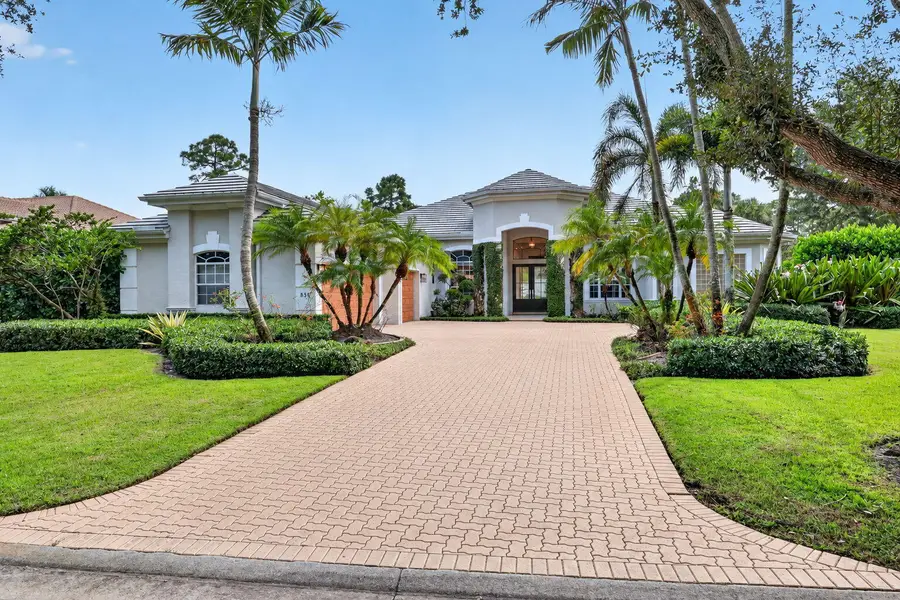851 Forest Glen Lane, Wellington, FL 33414 - #2