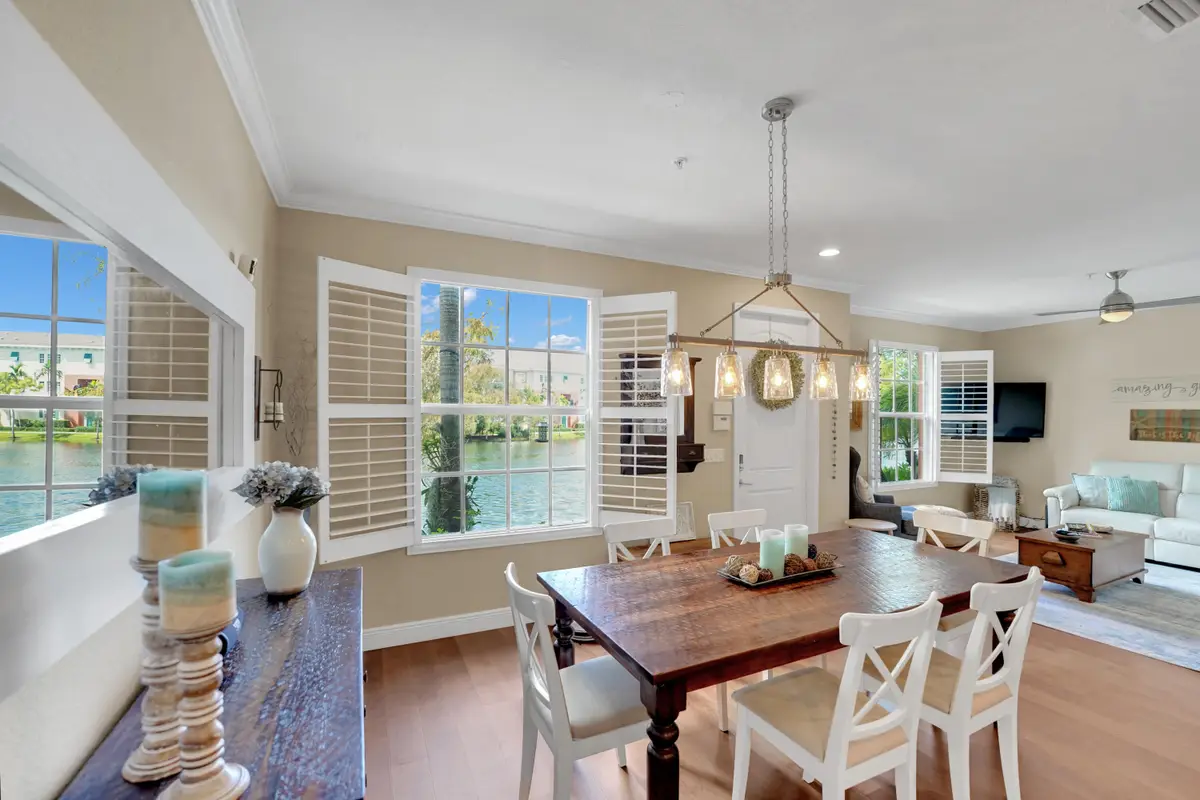 243 SW 7th Street, Pompano Beach, FL 33060 - #1