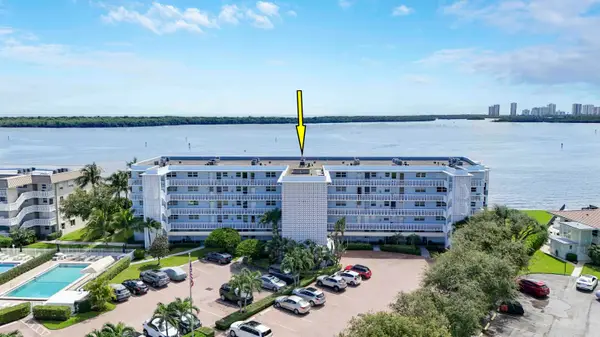 60 Yacht Club Drive #103, North Palm Beach, FL 33408