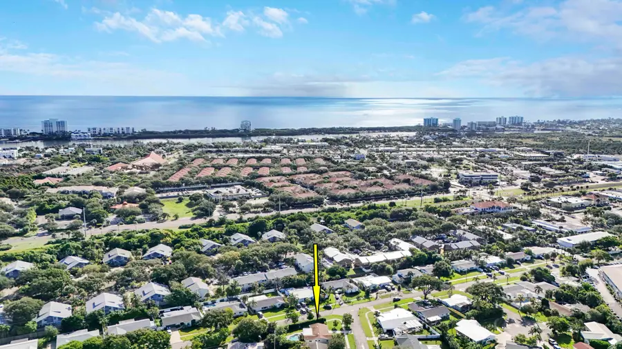 60 Camelia Circle, Tequesta, FL 33469 - #3