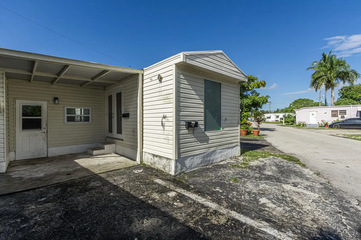 2776 NW 29th Place, Oakland Park, FL 33311 - #1