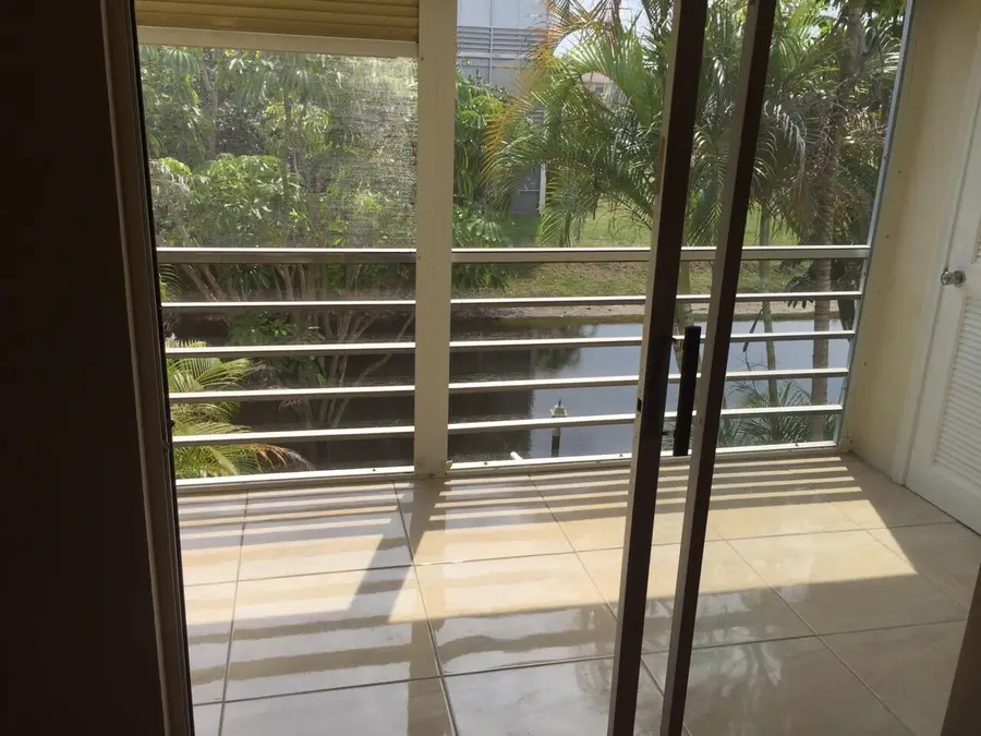 2878 Donnelly Drive #207, Lake Worth, FL 33462 - #2