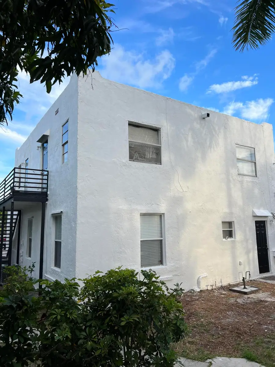520 N E Street, Lake Worth Beach, FL 33460 - #3