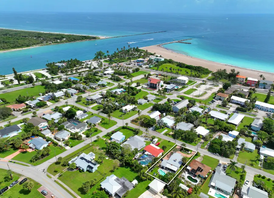 307 Granada Street, Fort Pierce, FL 34949 - #2