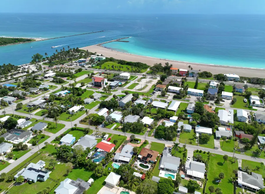 307 Granada Street, Fort Pierce, FL 34949 - #3