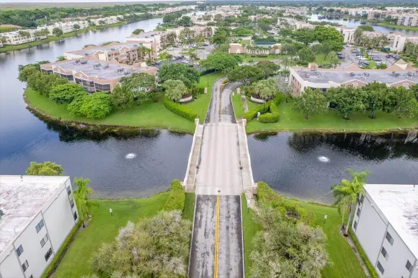 7501 Fairfax Drive, Tamarac, FL 33321