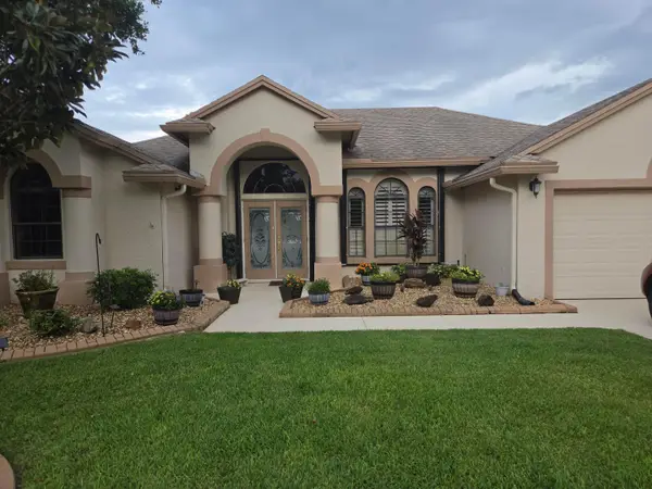 238 SW Fernleaf Trail, Port St Lucie, FL 34953