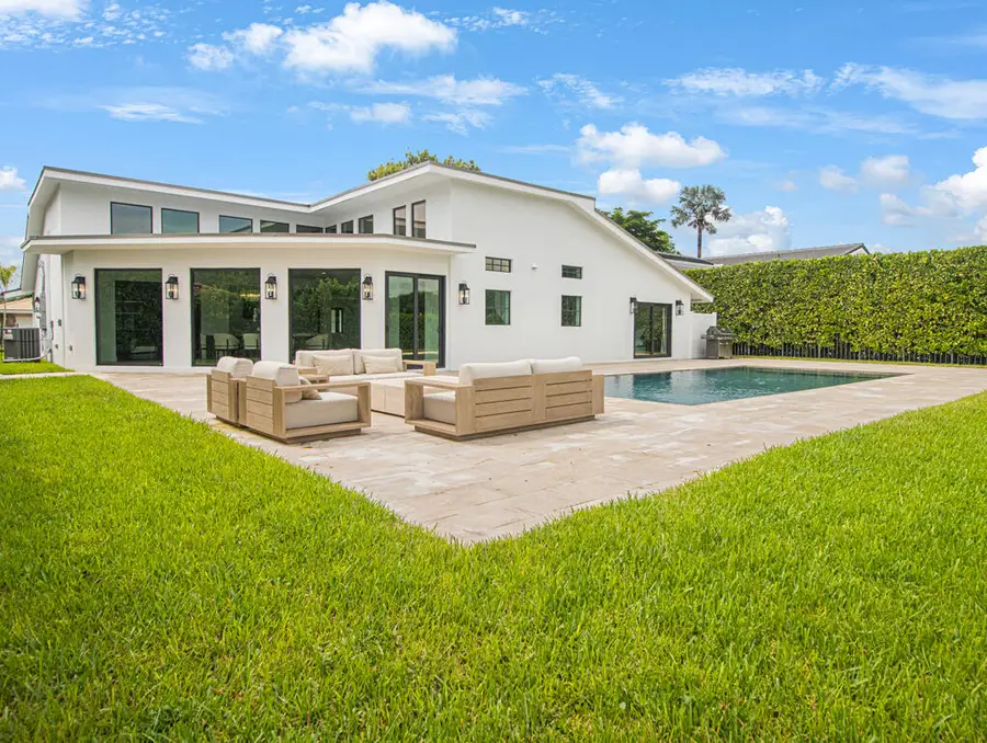 4909 Pineview Circle, Delray Beach, FL 33445 - #3