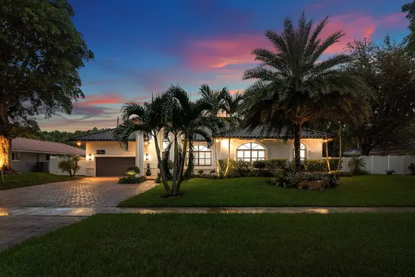 6821 N Grande Drive, Boca Raton, FL 33433