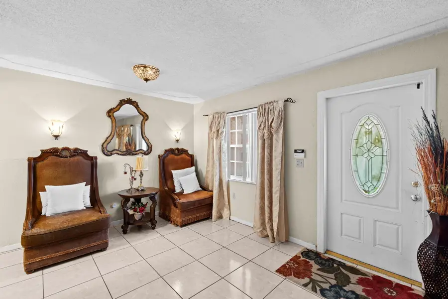 524 NW 9th Avenue, Boynton Beach, FL 33435 - #3
