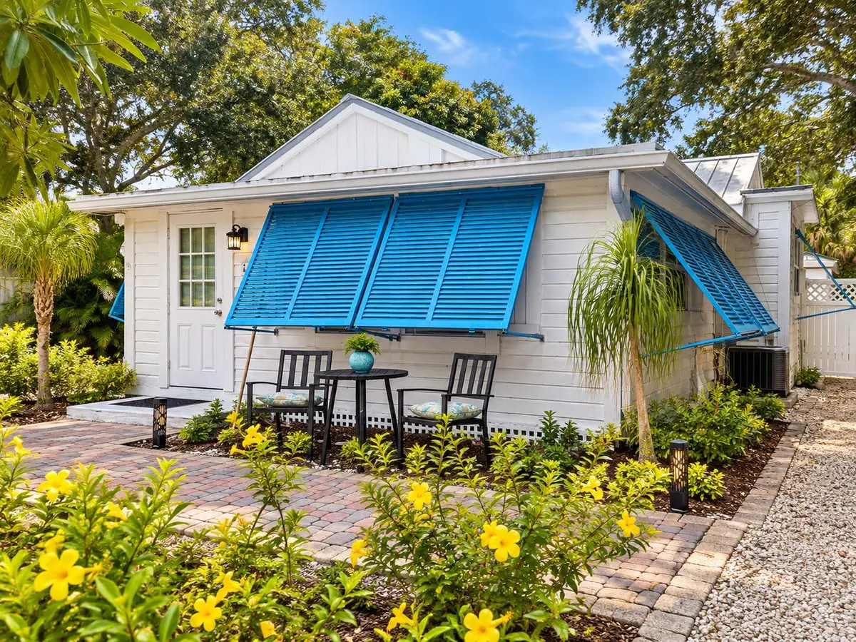 616 SW Cleveland Avenue, Stuart, FL 34994 - #1