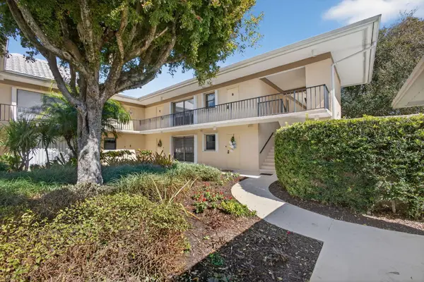 17 SE Turtle Creek Drive #D, Jupiter, FL 33469