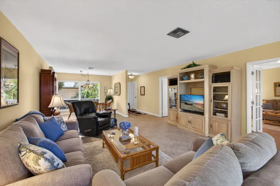 17 SE Turtle Creek Drive #D, Jupiter, FL 33469 - #2
