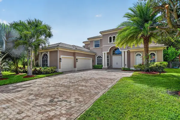 6039 Walnut Hill Drive, Lake Worth, FL 33467