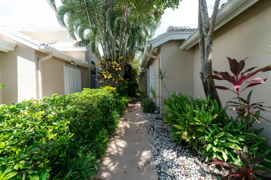 6113 Greenspointe Drive #10, Boynton Beach, FL 33437 - #2
