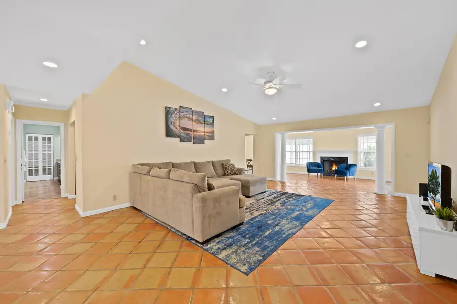 6760 Hollandaire Drive W, Boca Raton, FL 33433 - #2