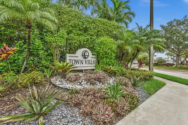 18880 Jolson Avenue #8, Boca Raton, FL 33496