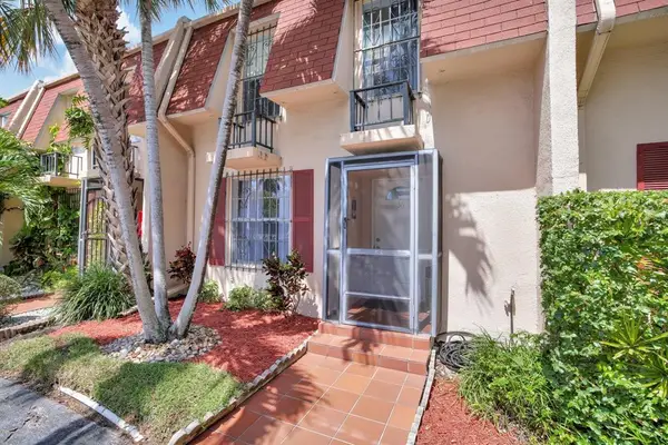 1001 Three Islands Boulevard #36, Hallandale Beach, FL 33009