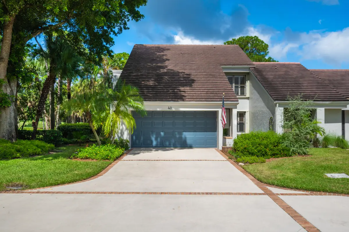 40 Edinburgh Drive, Palm Beach Gardens, FL 33418 - #1