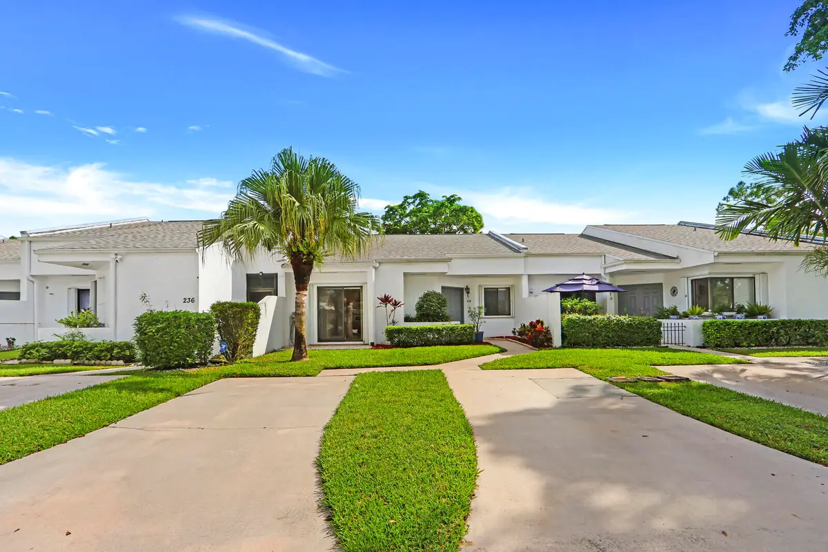 234 Par Drive, Royal Palm Beach, FL 33411 - #1