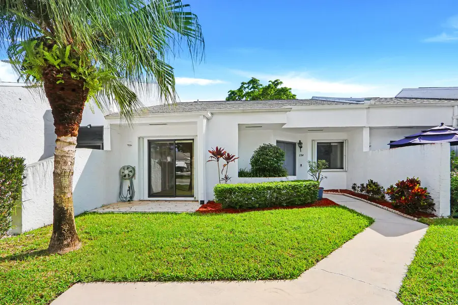 234 Par Drive, Royal Palm Beach, FL 33411 - #2