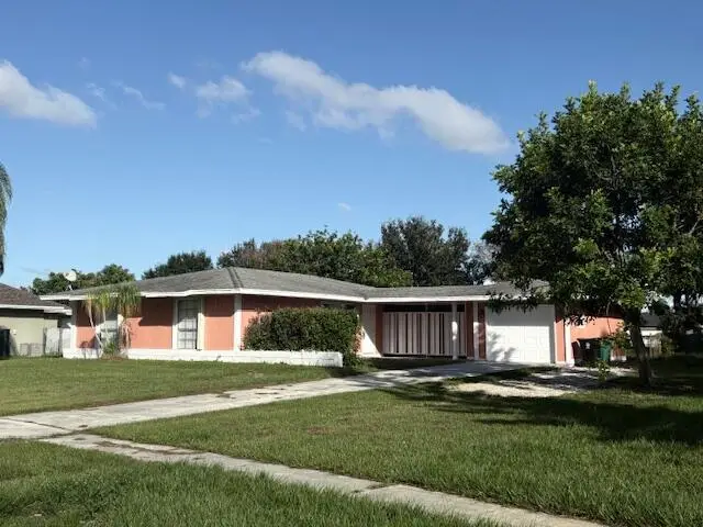 357 NE Camelot Drive, Port Saint Lucie, FL 34983 - #3