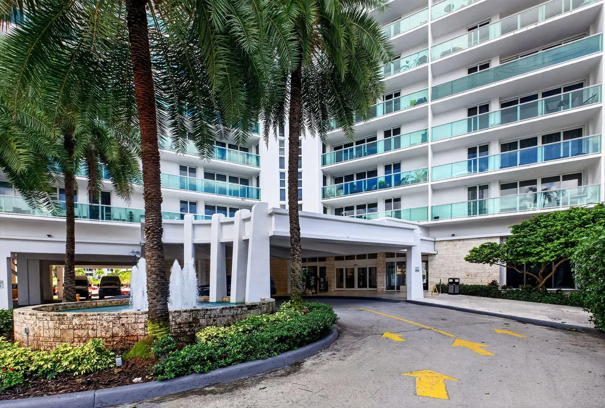 100 Bayview Drive #620, Sunny Isles Beach, FL 33160 - #1