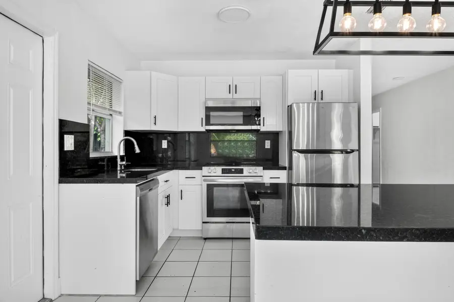 1515 NW 8th Avenue, Fort Lauderdale, FL 33311 - #3