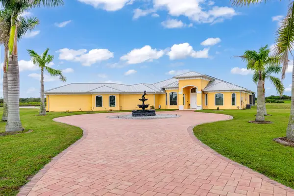 20008 Southern Star Drive, Fort Pierce, FL 34945