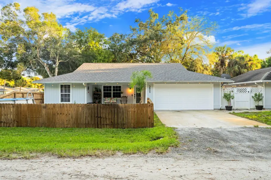 3809 11th Street Sw, Vero Beach, FL 32968 - #3