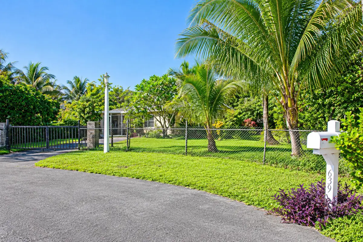 639 Madeline Court, West Palm Beach, FL 33413 - #1